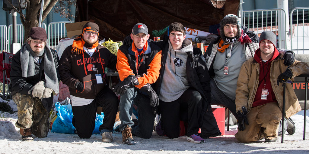 Cleveland Browns fans hold Perfect Season Parade to mark winless season